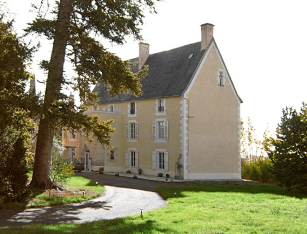 Chateau Ardilleux Bagian luar foto